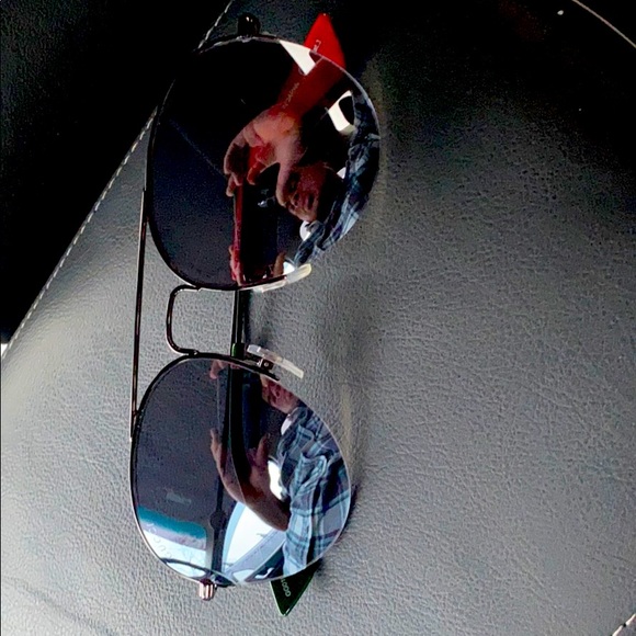 Gucci sunglasses brand - Picture 1 of 5